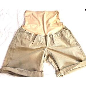 Maternity Old Navy Tan Khaki Boyfriend Roll‎ up Shorts Size 2  NWOT